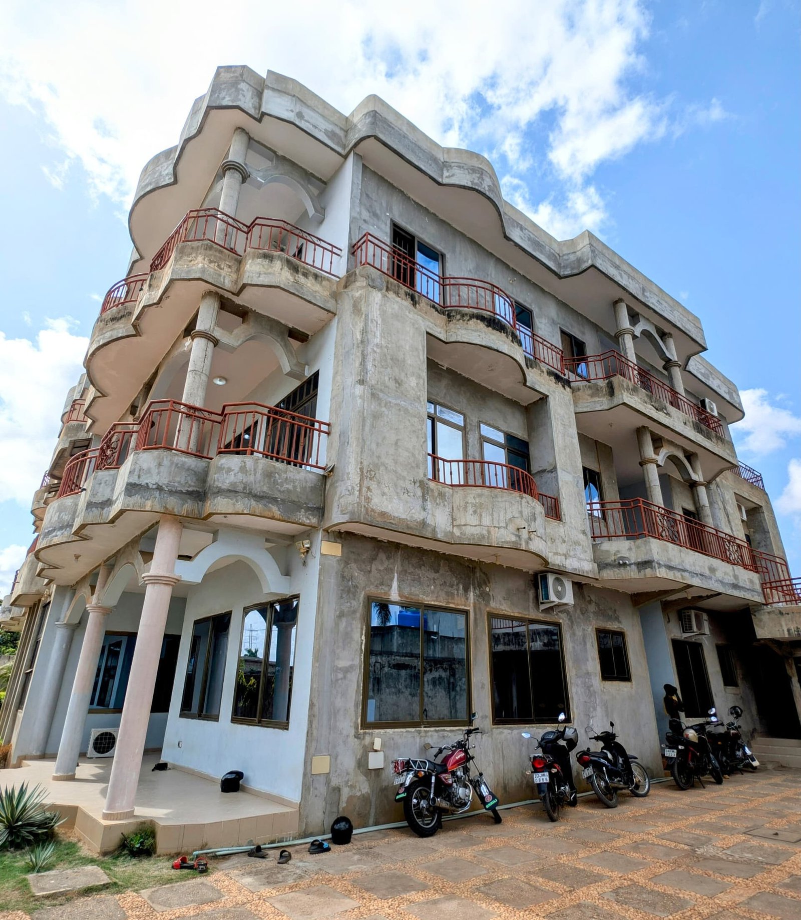 Immeuble à louer à Abomey-Calavi