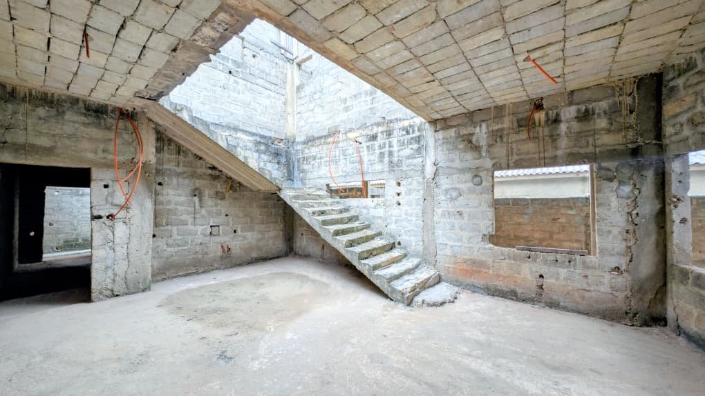 Vente villa inachevée Tankpê