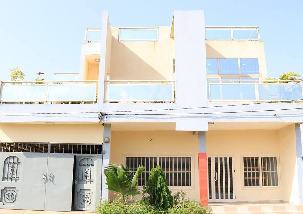 𝗠𝗔𝗜𝗦𝗢𝗡 𝗔 𝗩𝗘𝗡𝗗𝗥𝗘 SÈMÉ