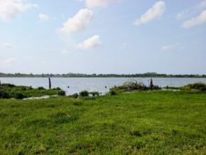Terrain Bord Lac Toho Pahou